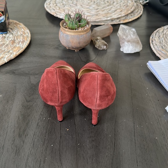 Shoes - Picture 2 of 3